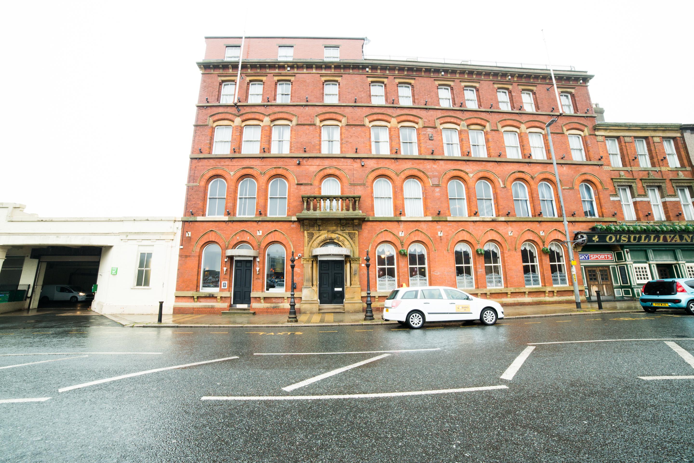 Oyo Imperial Hotel Barrow-in-Furness Exterior foto