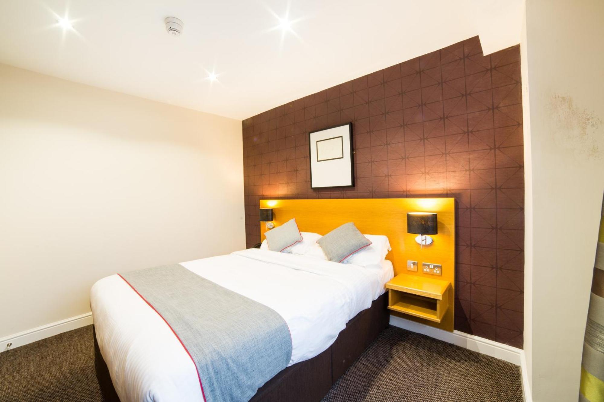 Oyo Imperial Hotel Barrow-in-Furness Exterior foto