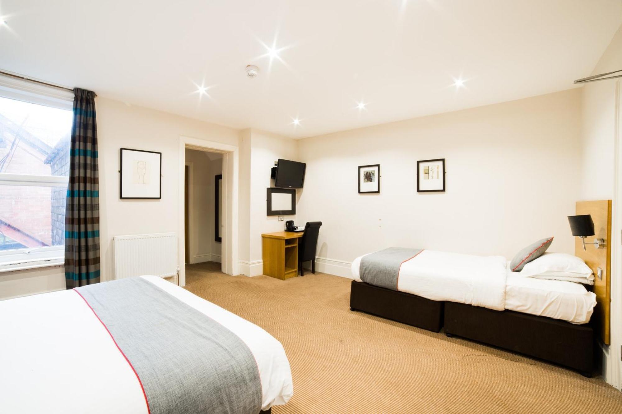 Oyo Imperial Hotel Barrow-in-Furness Exterior foto